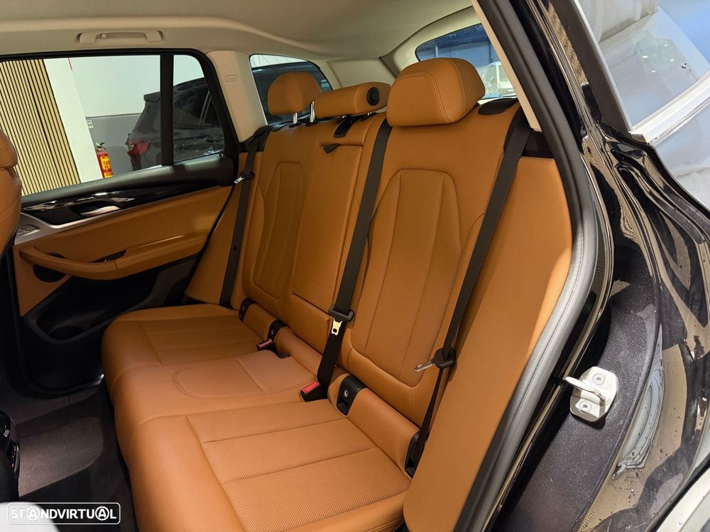 BMW X3 30 e xDrive Line Luxury - 30
