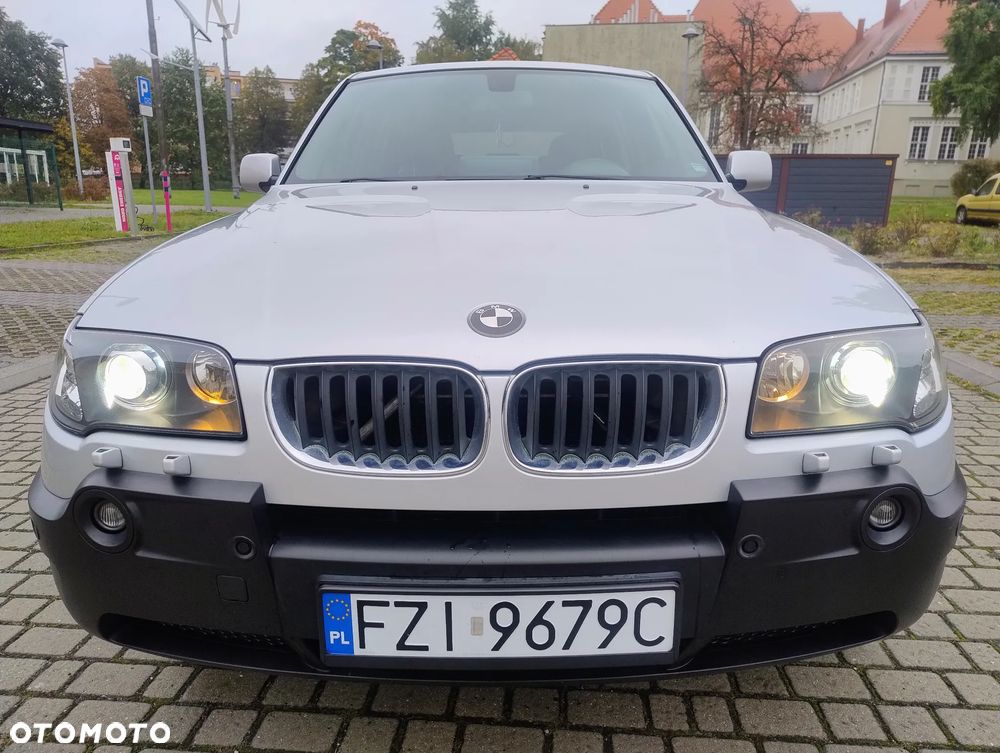 BMW X3 2.5i - 8