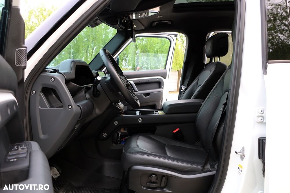 Land Rover Defender 110 3.0 D300 MHEV X-Dynamic SE - 24