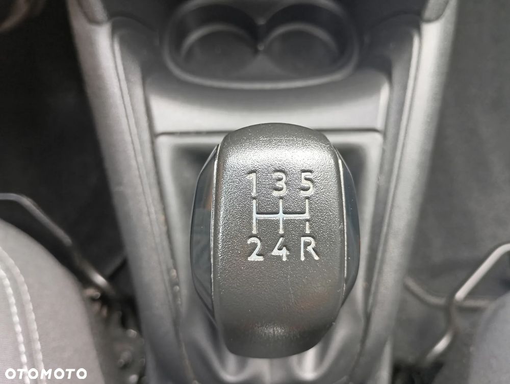 Peugeot 208 68 VTI Access - 38