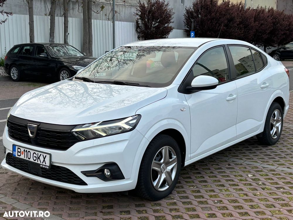 Dacia Logan TCe 90 Essential - 1