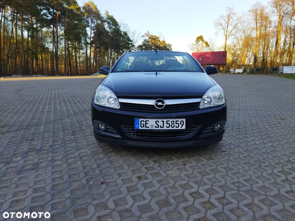 Opel Astra 1.8 Edition 111 Jahre - 16