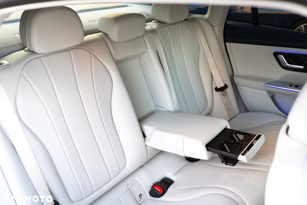 Mercedes-Benz EQE 350 90.5kWh 4-Matic Electric Art - 14