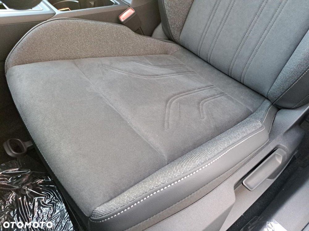 Volkswagen Golf Variant - 13