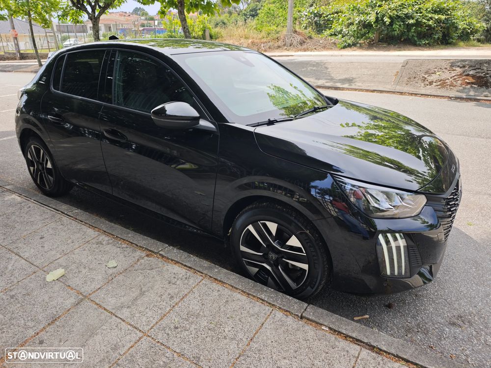 Peugeot e-208 Allure - 6
