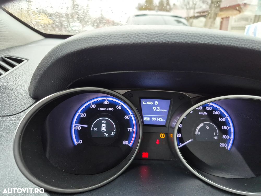 Hyundai ix35 2.0 MPI 4WD GLS Premium+ - 4