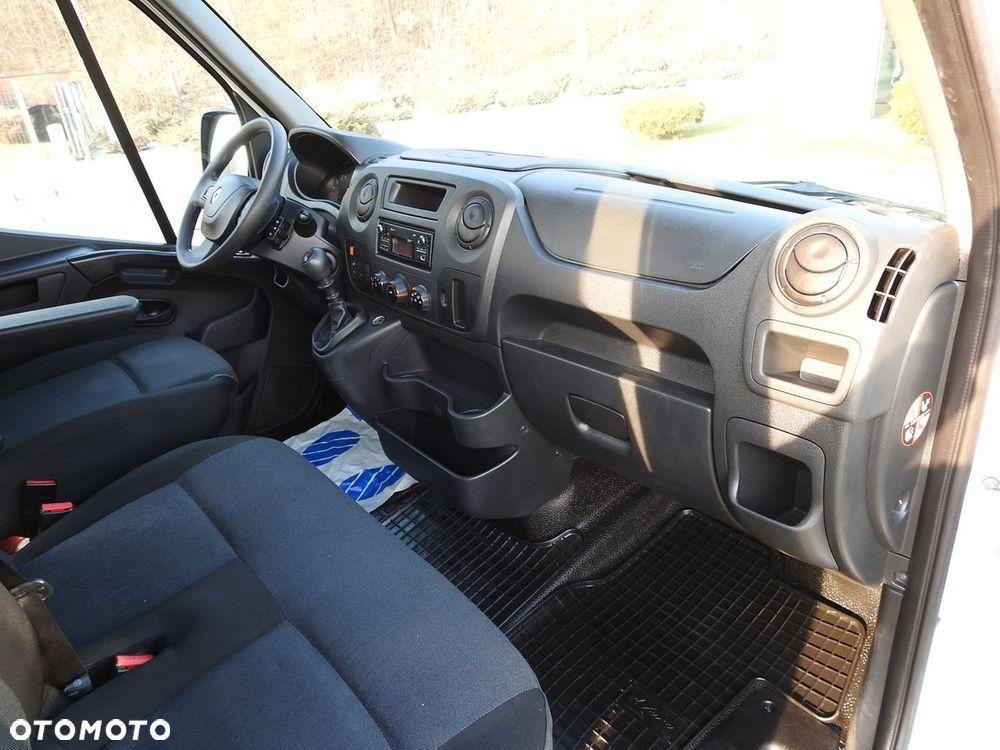 Renault MASTER FURGON BRYGADÓWKA  7 MIEJSC TEMPOMAT KLIMATYZACJA  130KM - 32