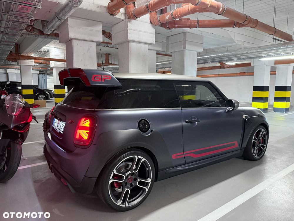 MINI John Cooper Works ALL4 sport - 3