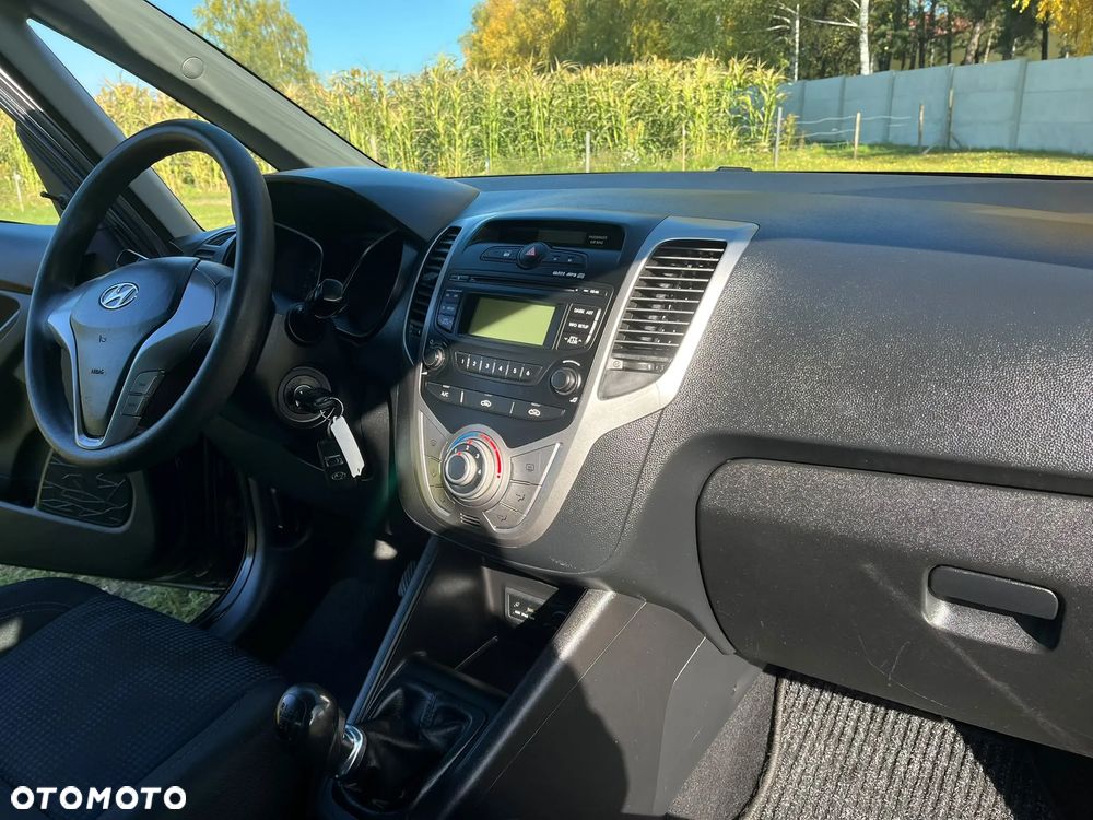 Hyundai ix20 1.4 Trend - 12