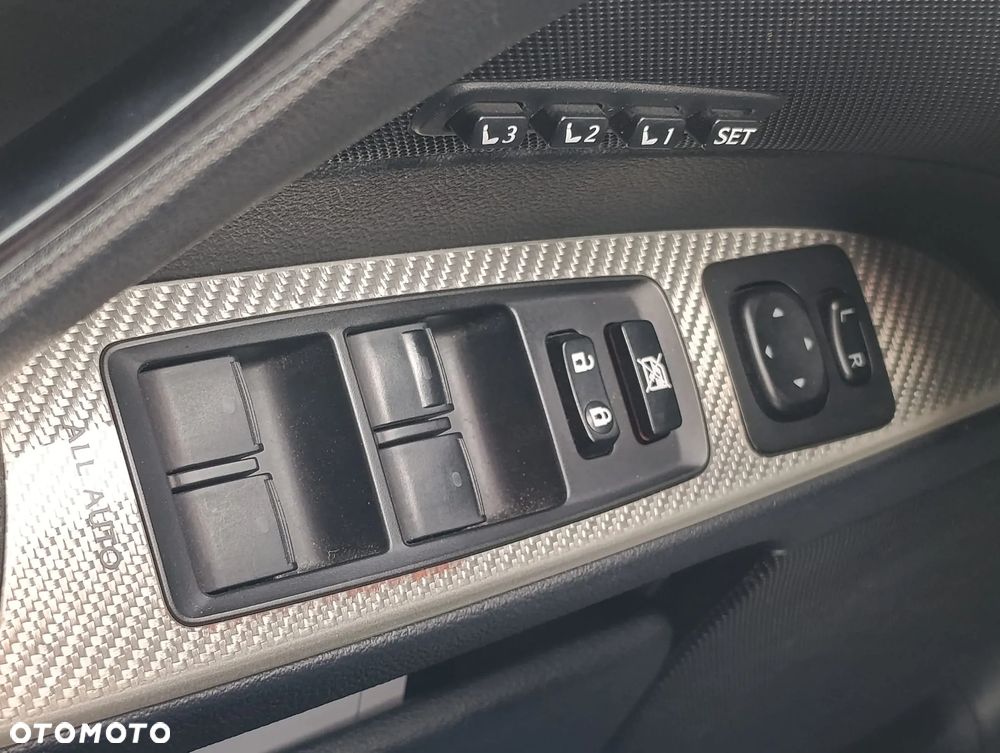 Lexus IS F Sport - 26