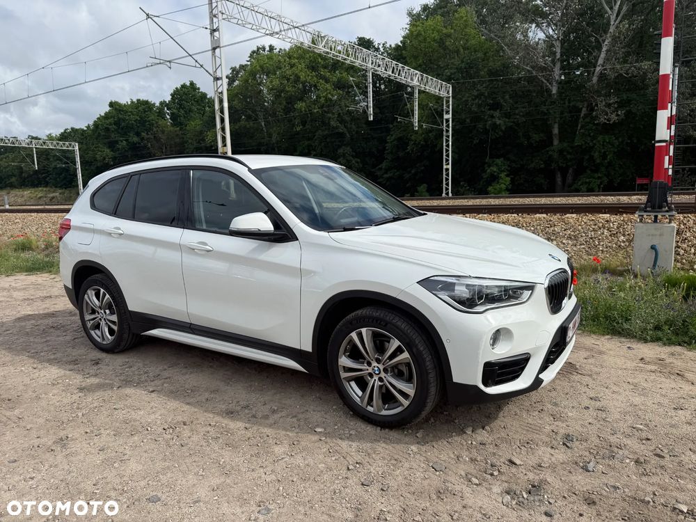 BMW X1 xDrive18d Sport Line - 10