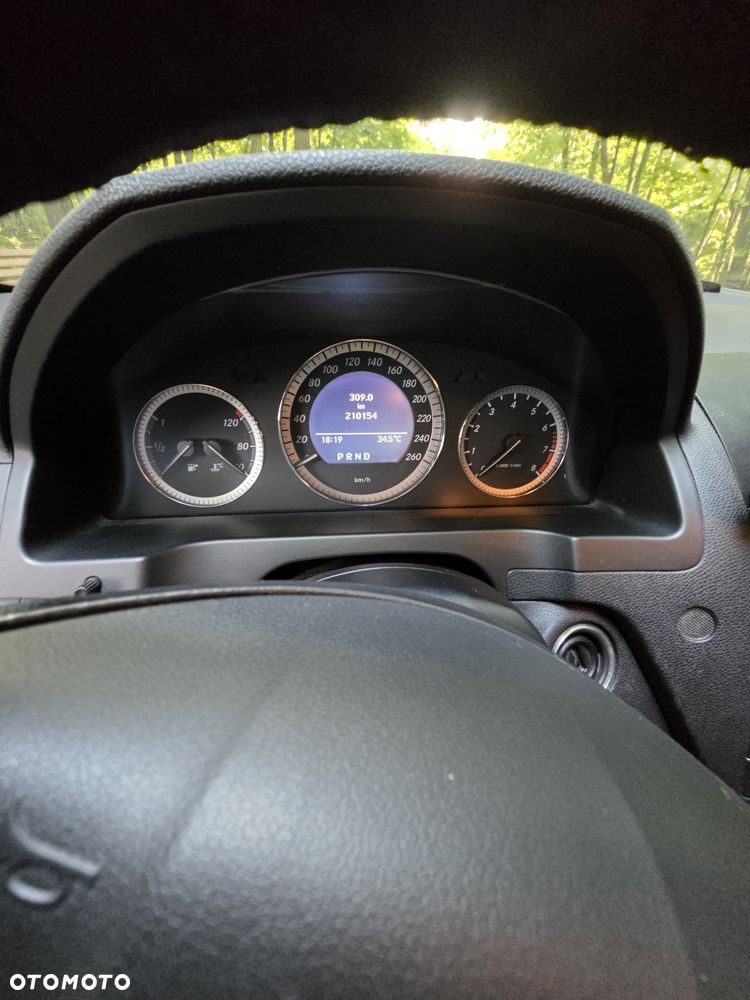 Mercedes-Benz Klasa C 180 Kompressor Automatik BlueEFFICIENCY - 12