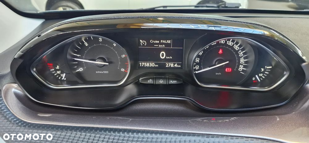 Peugeot 2008 e-HDi FAP 92 STOP & START Business-Line - 22