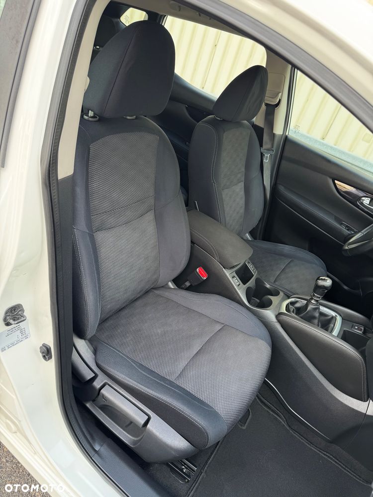 Nissan Qashqai - 14