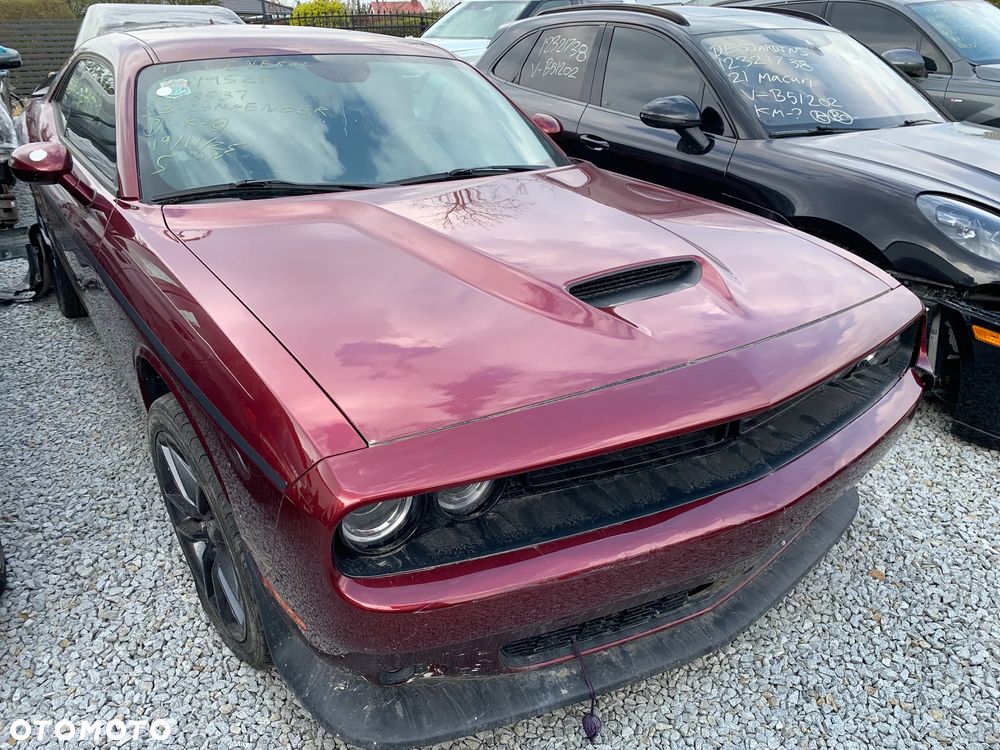Dodge Challenger - 3