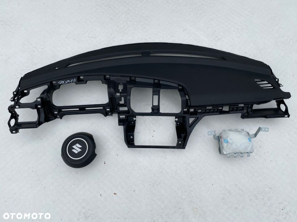 SUZUKI SWIFT MK8 DESKA KONSOLA KOKPIT PULPIT PÓŁKA PARAPET PODUSZKI AIRBAG AIR BAG PASY PAS naprawa - 3