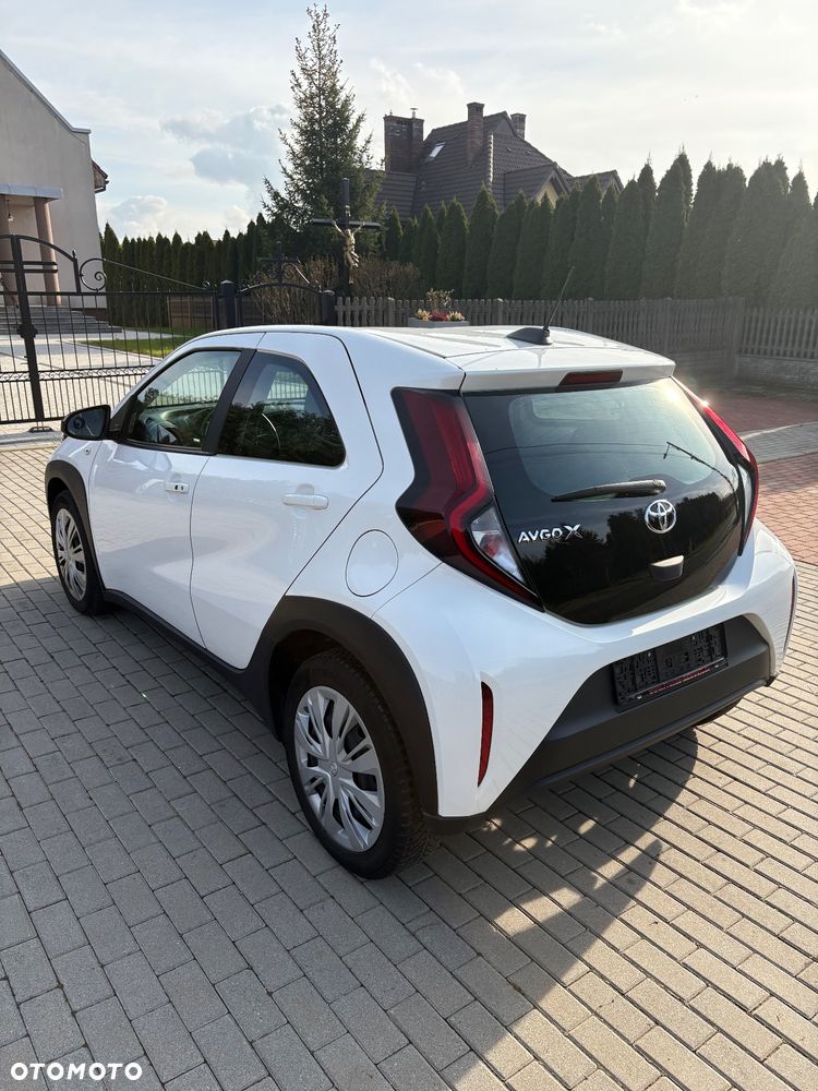 Toyota Aygo X Air Limited - 10