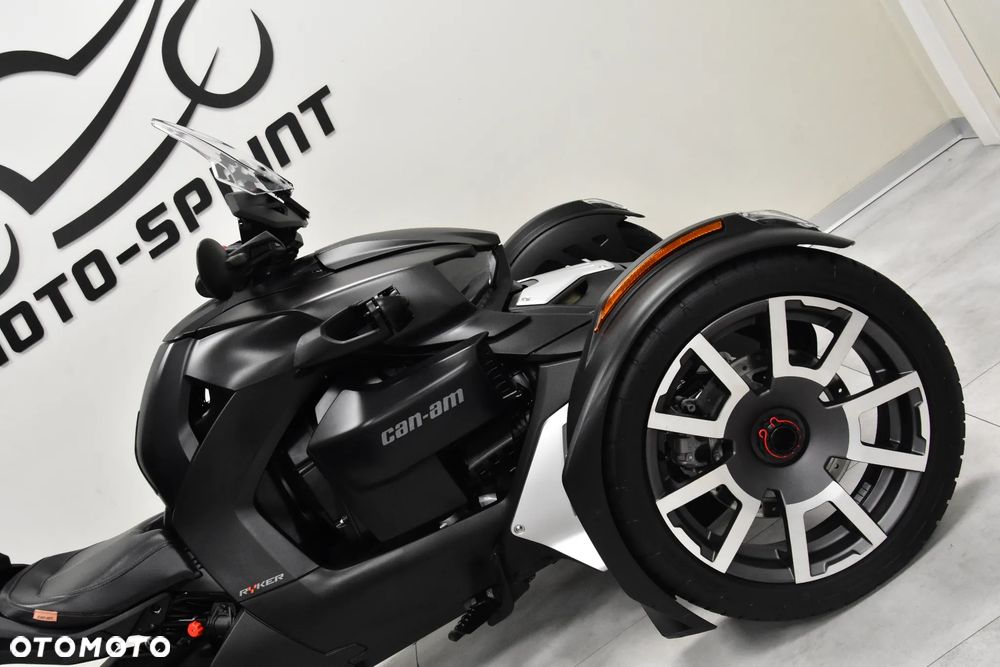 Can-Am Ryker - 18