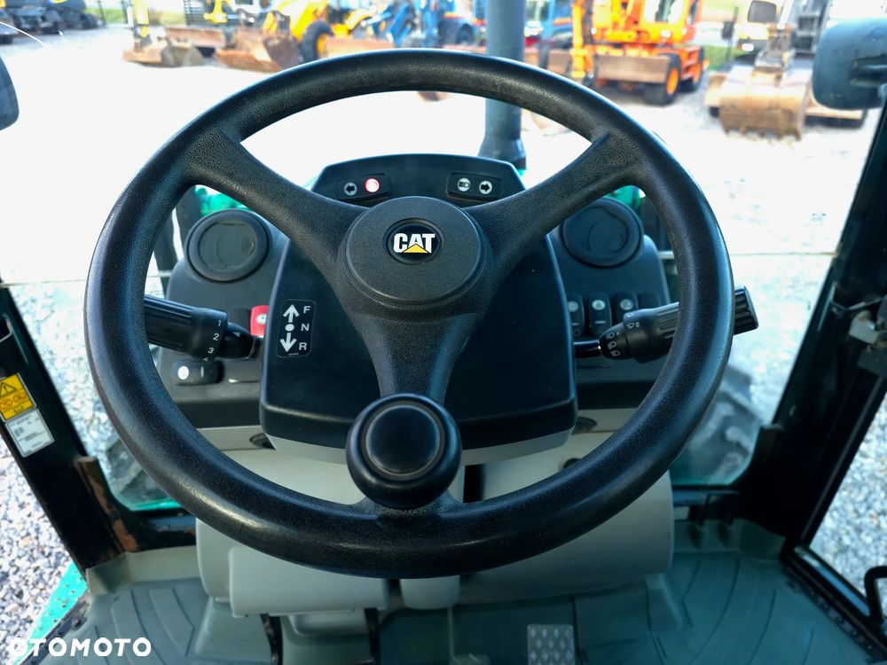 Caterpillar 432E - 28