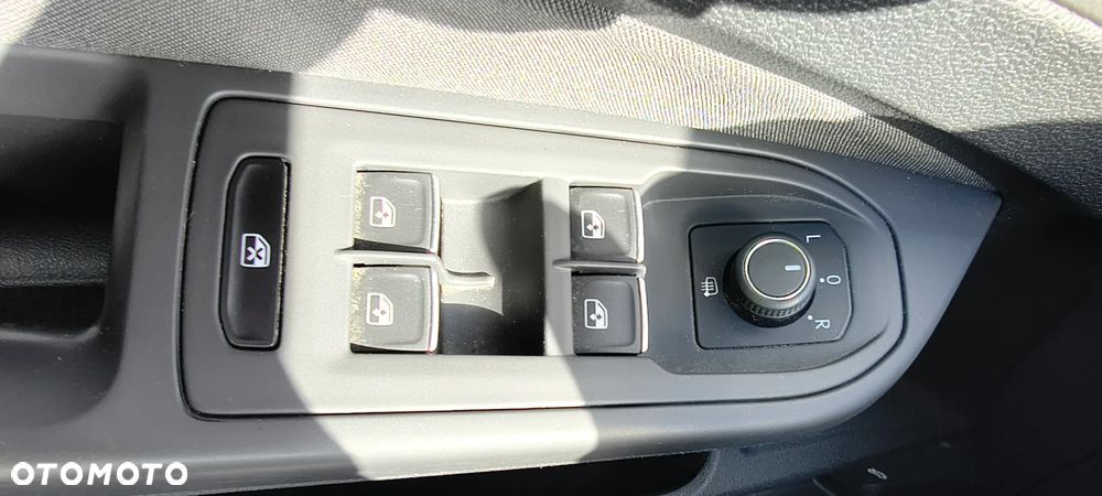 Volkswagen Golf 1.5 TSI EVO Life - 24