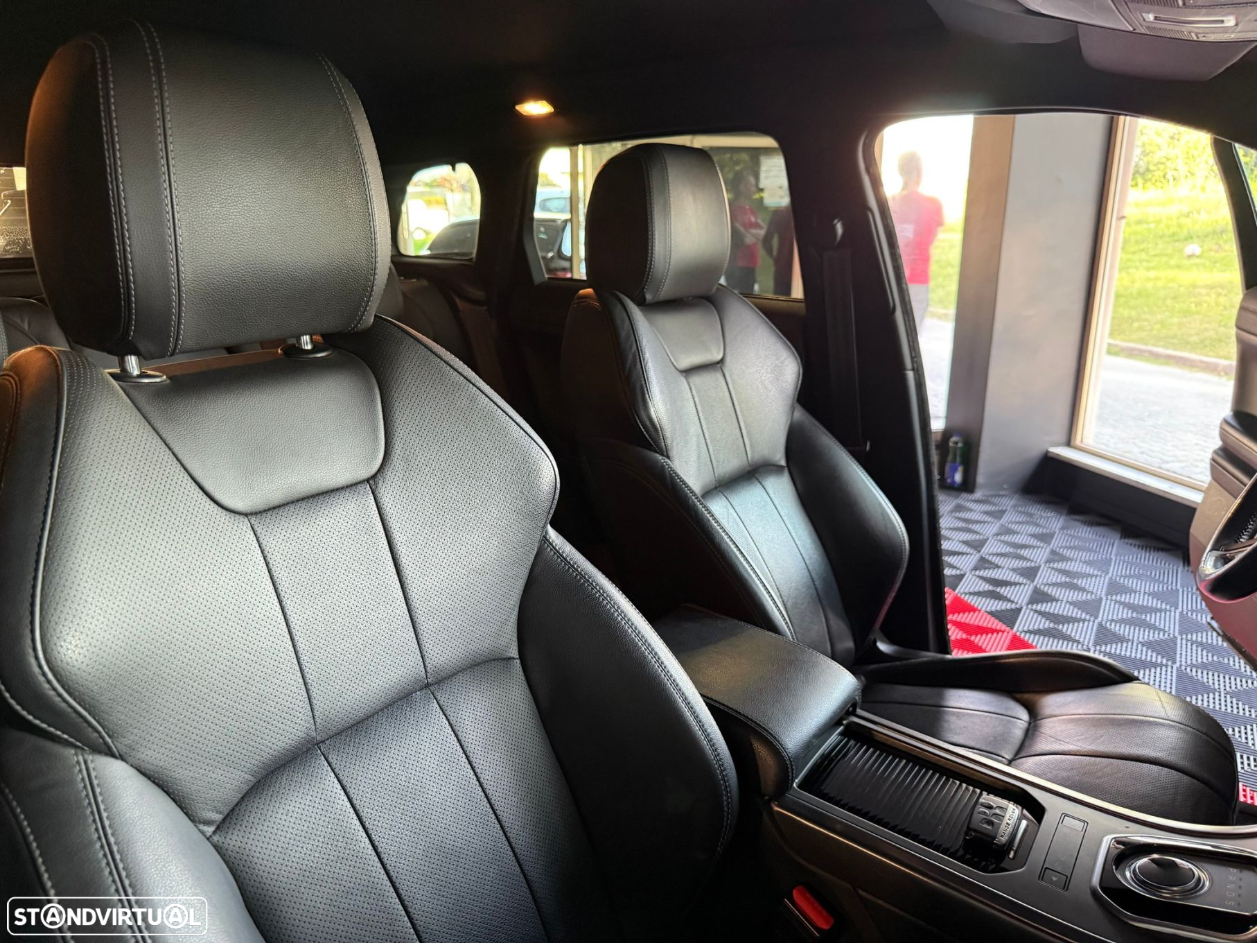 Land Rover Range Rover Evoque 2.0 TD4 SE Dynamic Auto - 39