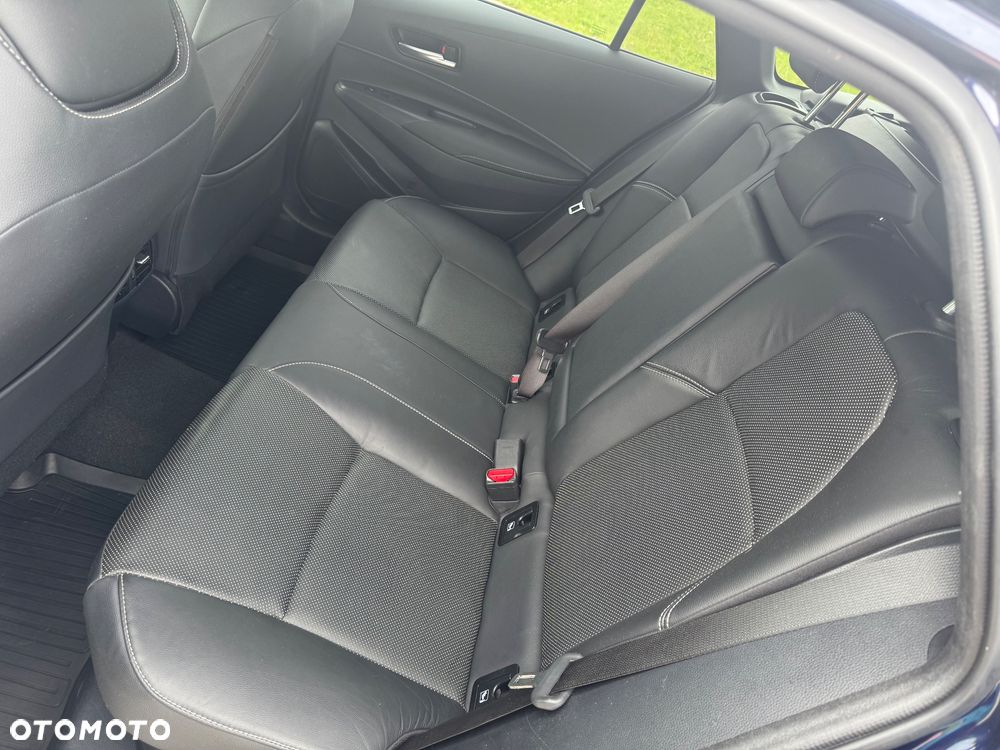 Toyota Corolla 2.0 Hybrid GR Sport - 23