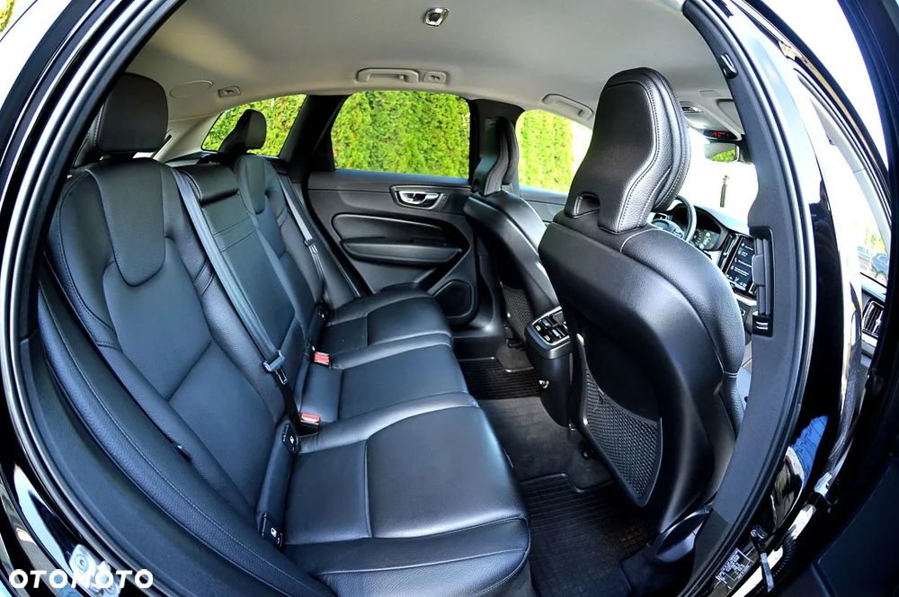 Volvo XC 60 D4 Inscription - 20