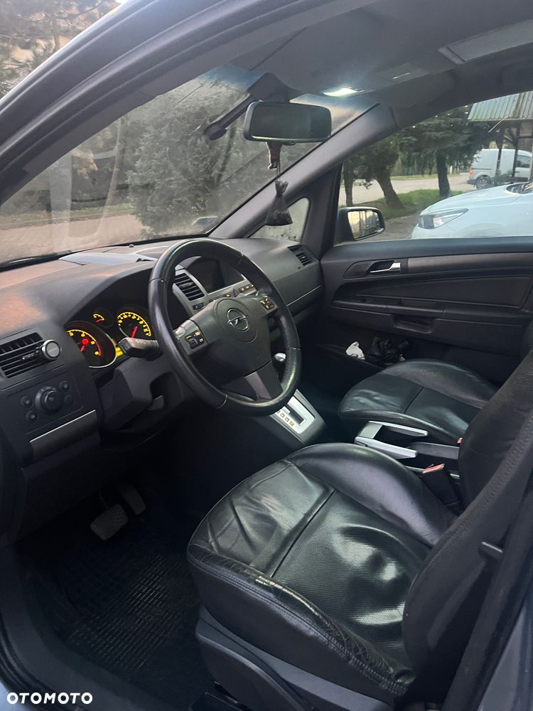 Opel Zafira 1.9 CDTI Cosmo ActiveSelect - 6