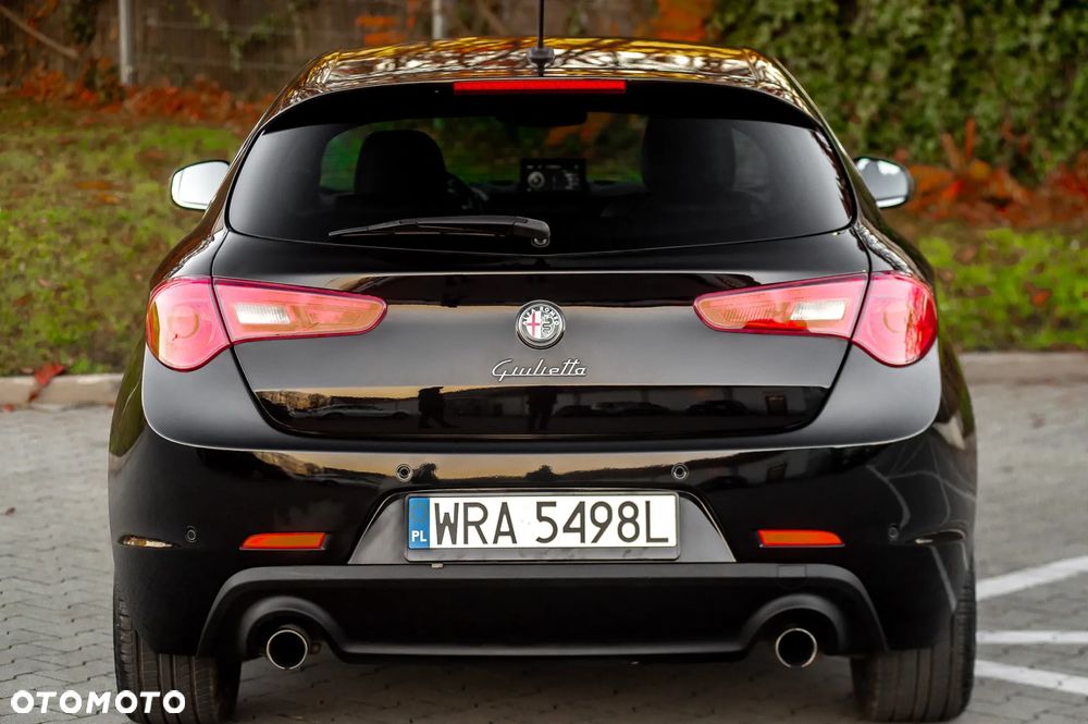 Alfa Romeo Giulietta 1750 TBi Quadrifoglio Verde - 11