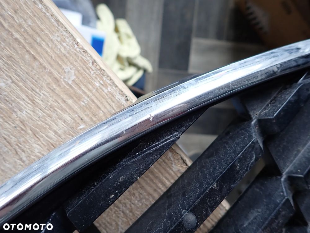 FORD FIESTA MK8 LIFT GRILL ATRAPA NX7B-8200-A - 4