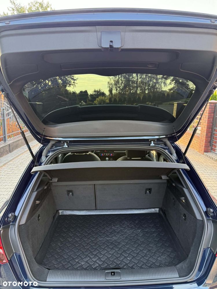 Audi A3 Sportback 1.5 TFSI cylinder on demand S tronic design - 19