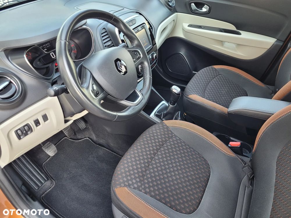 Renault Captur (ENERGY) TCe 90 INTENS - 12