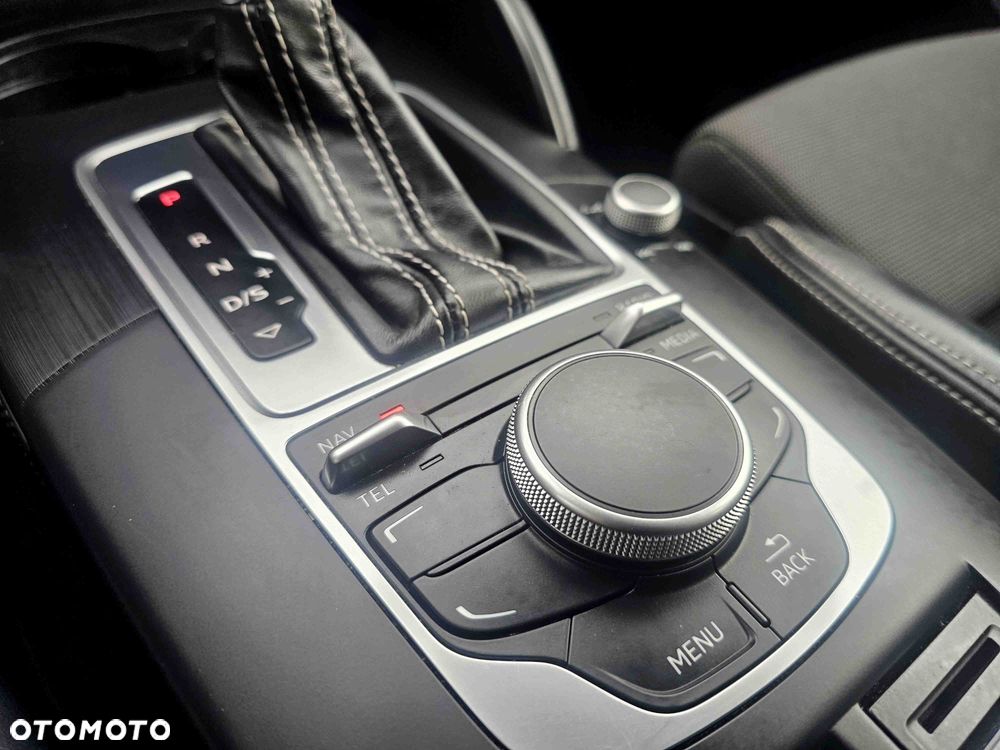 Audi A3 Sportback 1.4 TFSI cylinder on demand ultra S t S line Sportpaket - 24