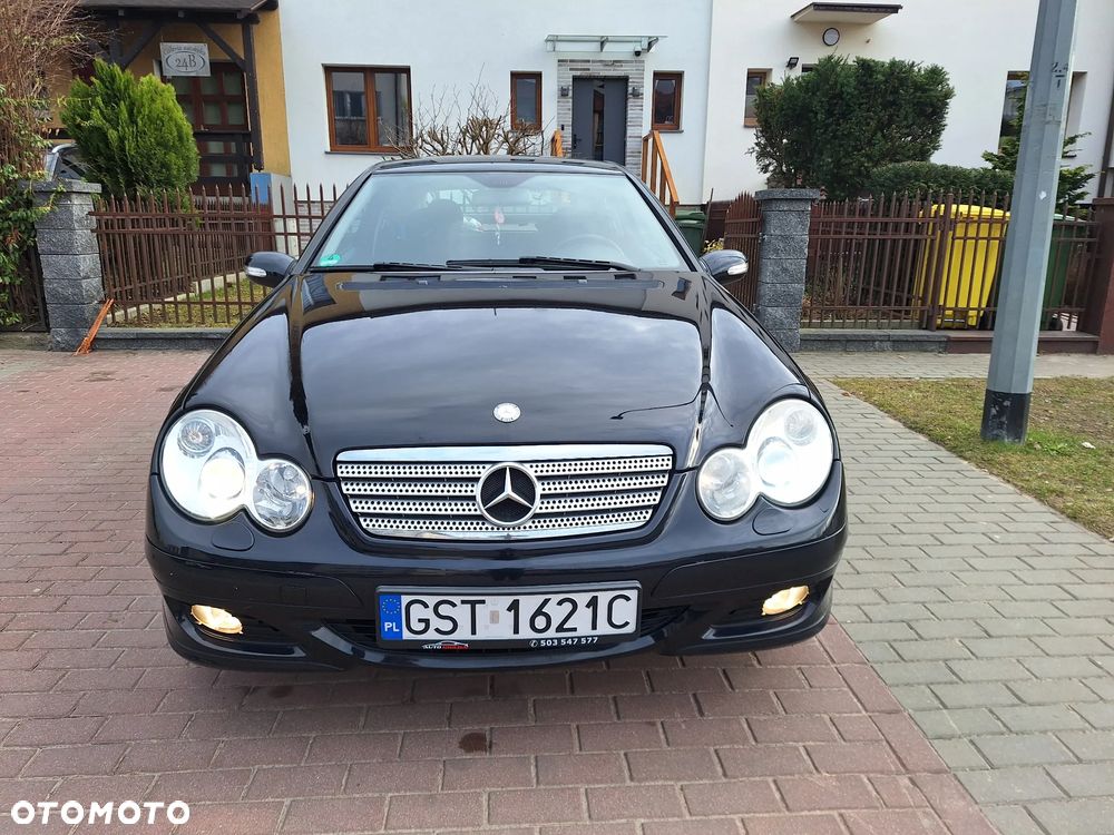 Mercedes-Benz Klasa C 180 Kompressor Sport Edition - 4