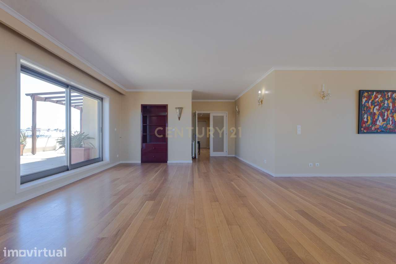 T4 com terraço de 120m² e vistas de mar e rio | Canidelo - Grande imagem: 4/45
