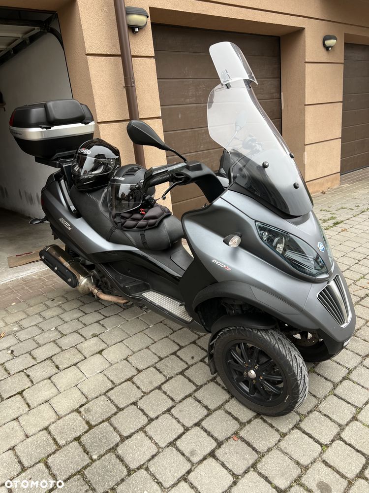 Piaggio MP-3 - 7