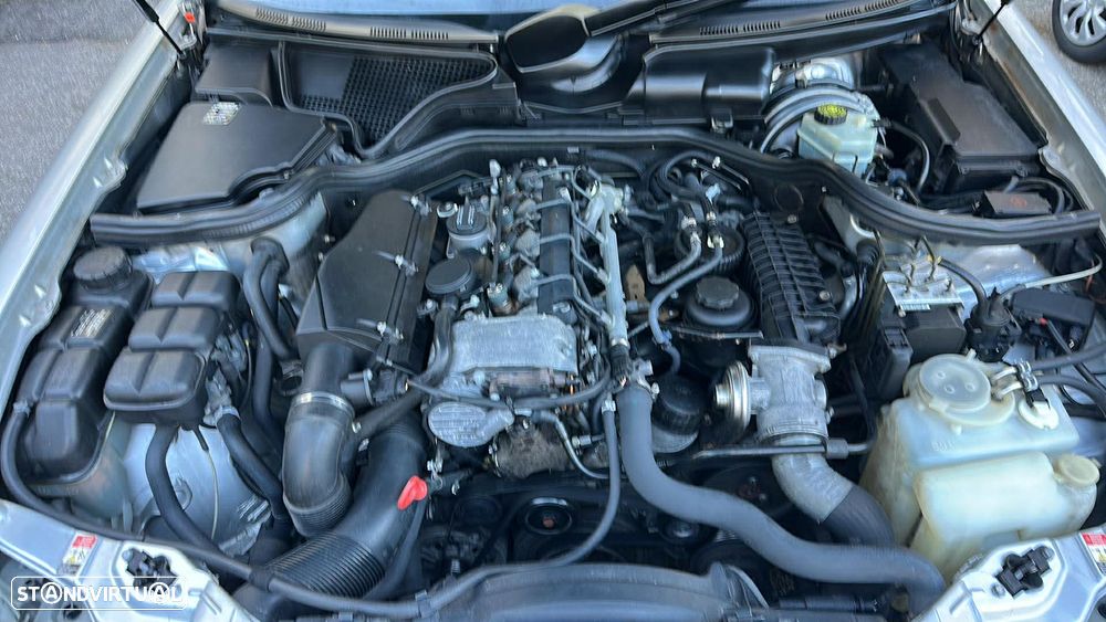 Mercedes-Benz E 220 CDI Avantgarde - 10