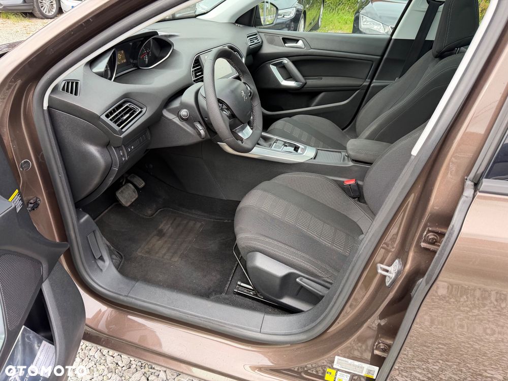 Peugeot 308 BlueHDi 150 EAT6 Stop & Start Business-Line - 30