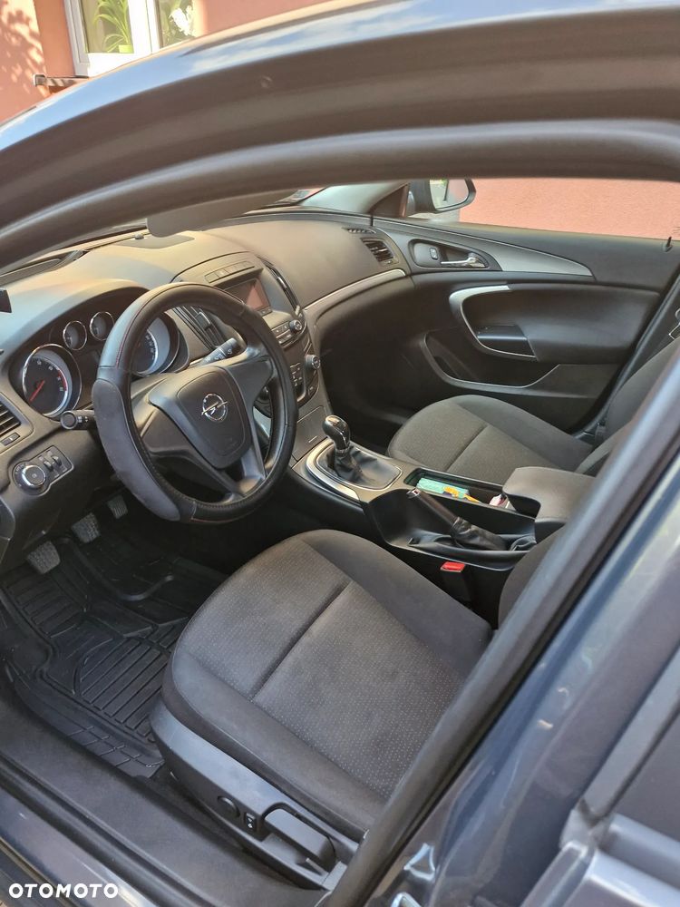Opel Insignia 1.8 - 19