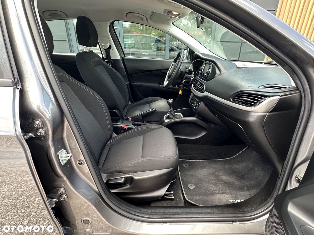 Fiat Tipo 1.4 T-Jet Lounge - 33