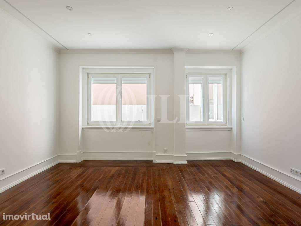 Apartamento T3 com terraço, em Arroios, Lisboa - Grande imagem: 3/35