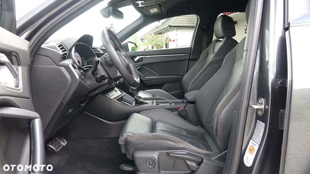Audi Q3 Sportback - 22