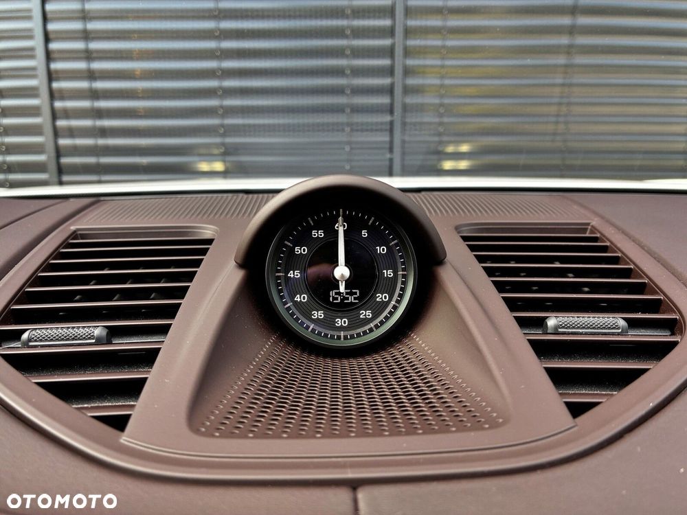 Porsche Panamera - 33