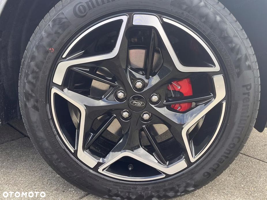 Ford Kuga - 17