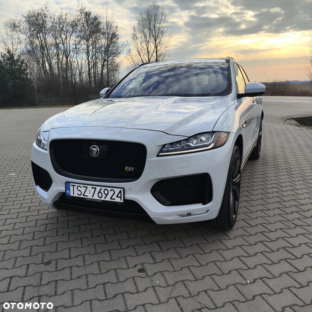 Jaguar F-Pace S AWD - 2