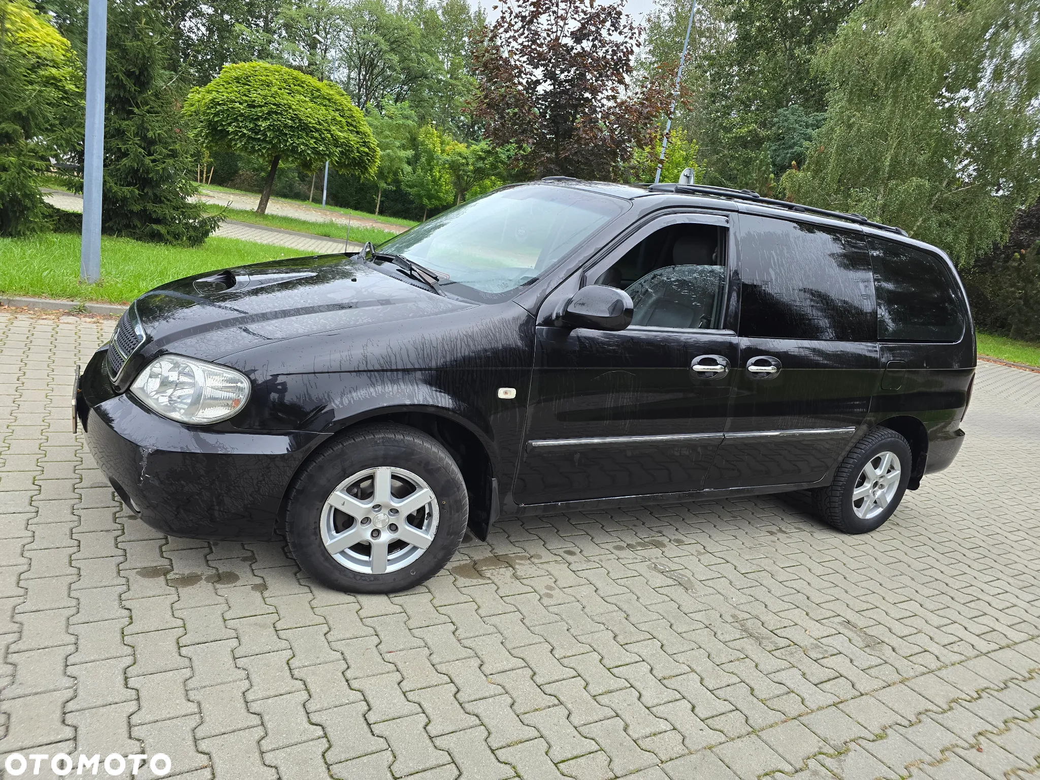 Kia Carnival CRDi LX - 3