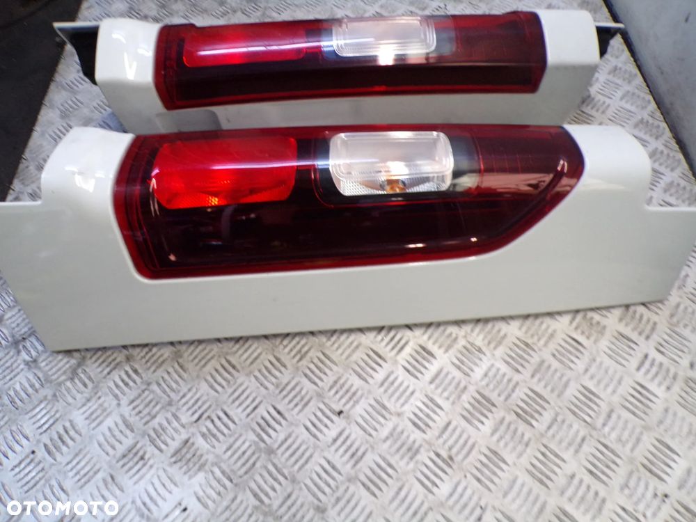 LAMPA LEWY TYŁ FIAT TALENTO RENAULT TRAFIC III - 2
