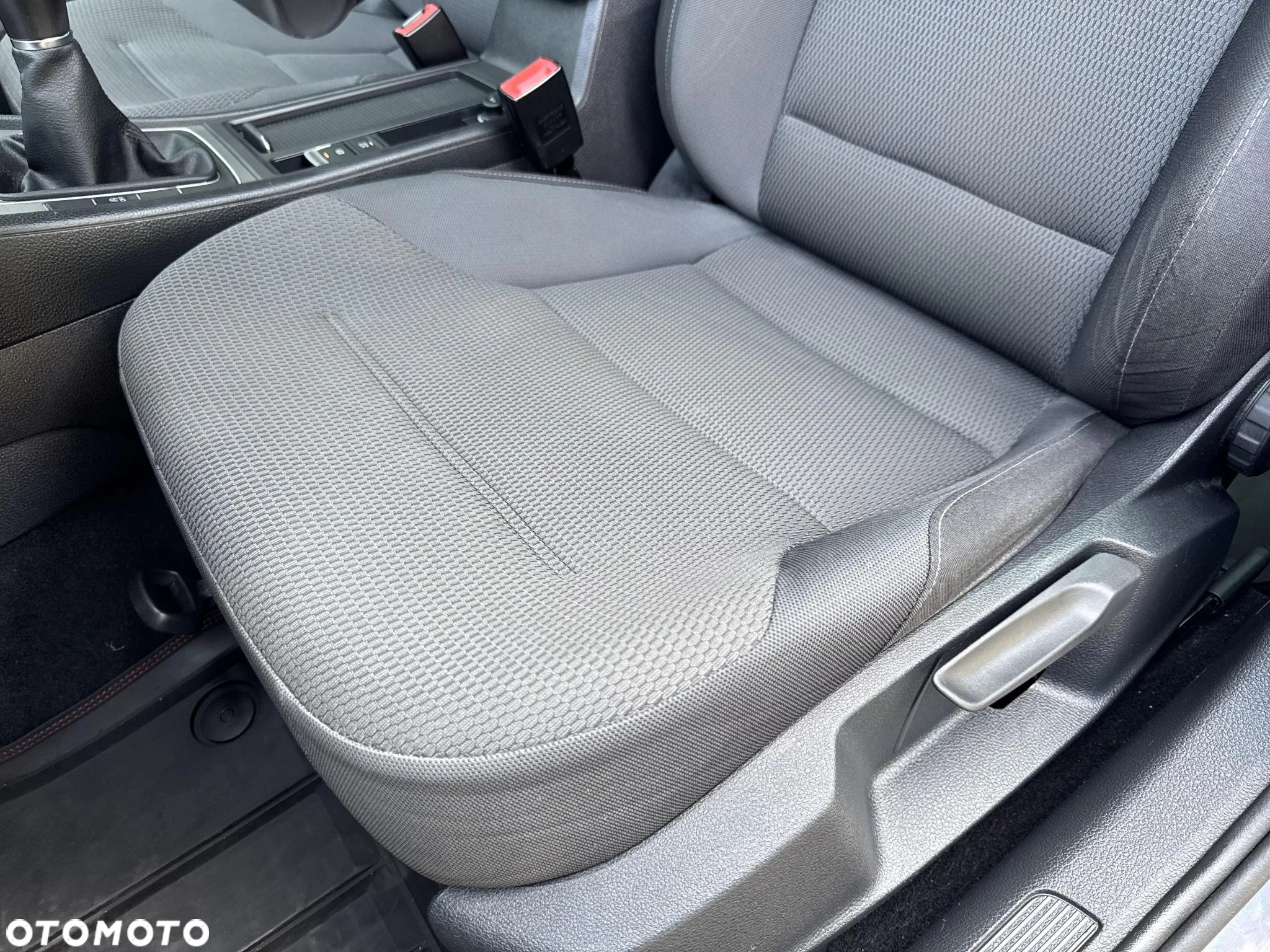 Volkswagen Golf VII 1.6 TDI BMT Trendline - 13