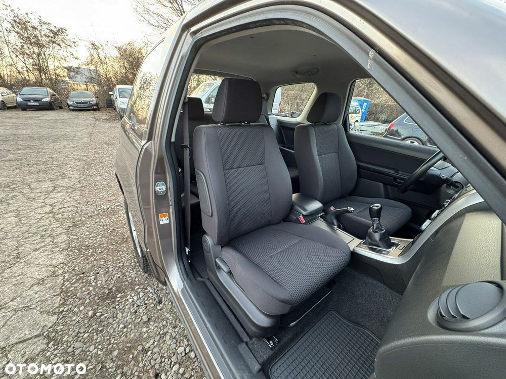 Suzuki Grand Vitara - 13