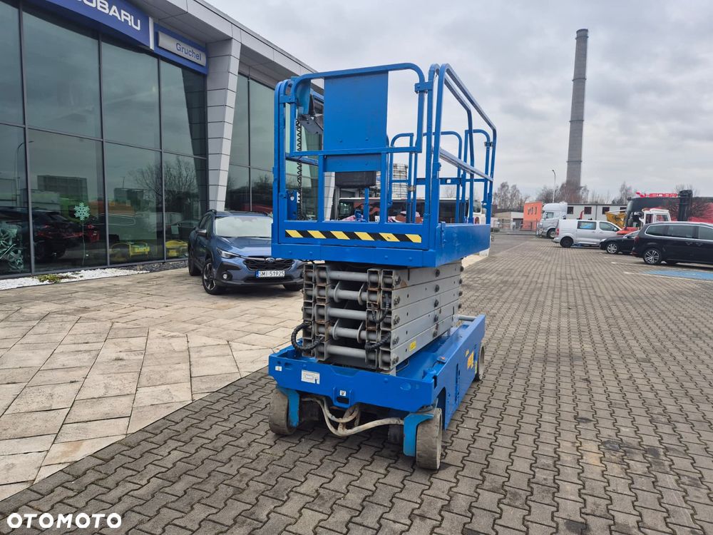 Genie GS 4047 / 1 WŁ / SERWISOWANY / AŻ 13.7M WYSOKOŚĆ / MAX ŁADOWNOŚĆ 350KG / MOŻLIWY TRANSPORT - 4